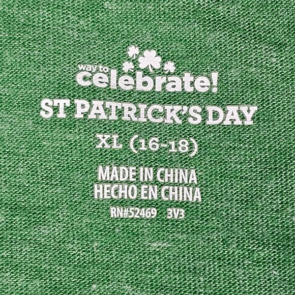 Let's Celebrate St. Patrick's Day Women's Green T-Shirt XL (16-18) - Picture 4 of 9